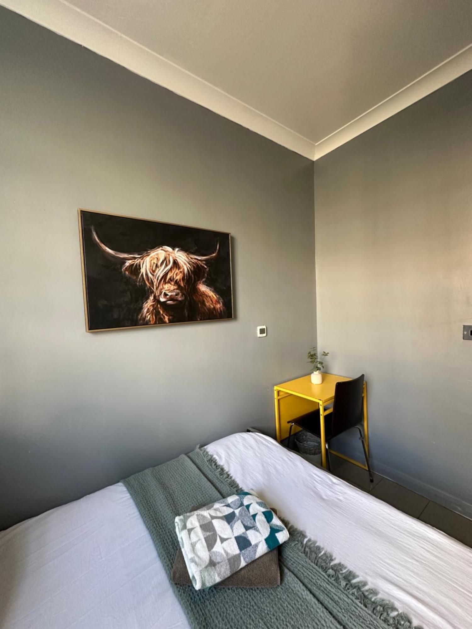 "Bright & Spacious" 3 Bedroom Flat By Kings Cross, St Pancras Station!!!!64 Londra Esterno foto