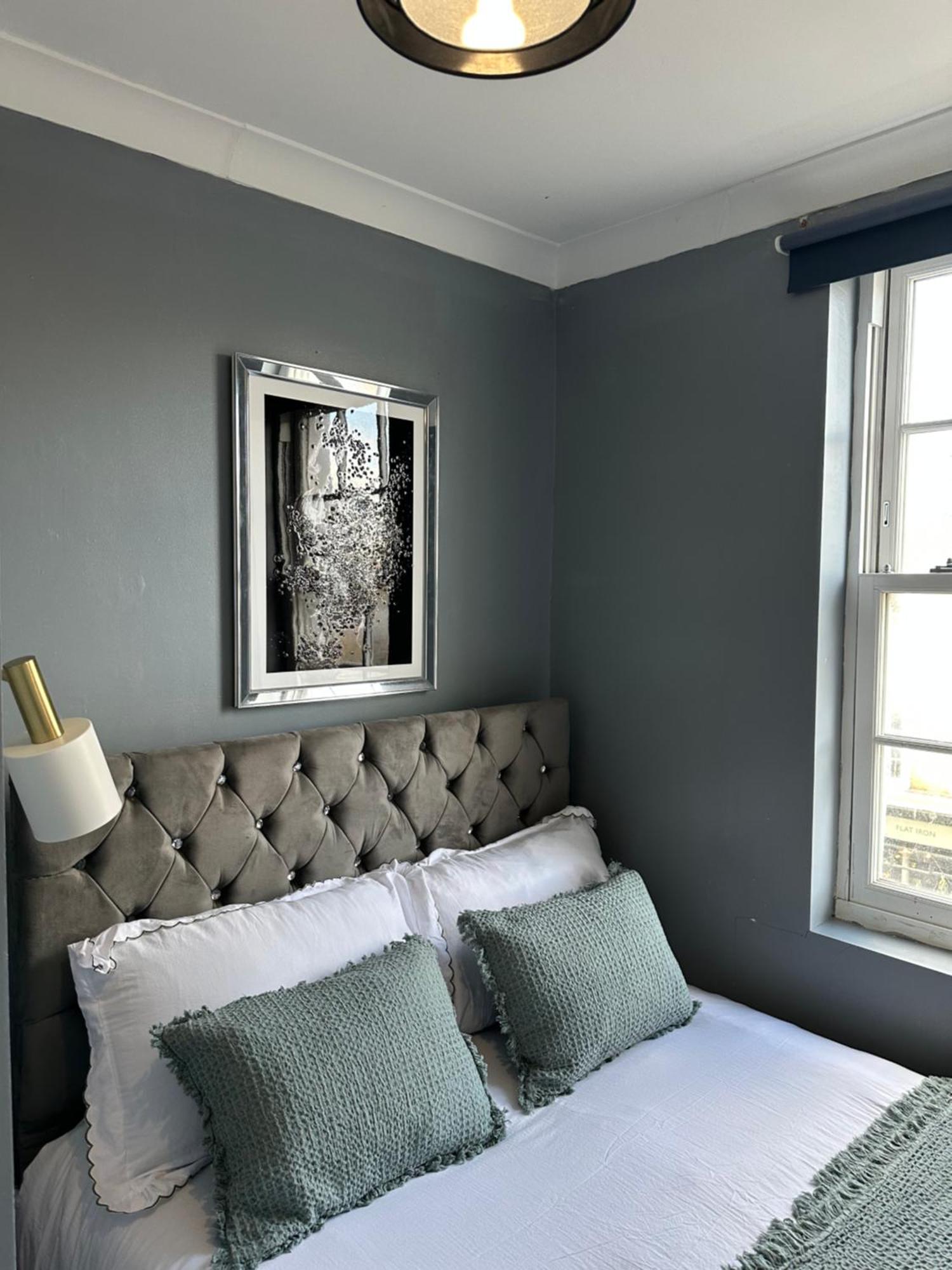 "Bright & Spacious" 3 Bedroom Flat By Kings Cross, St Pancras Station!!!!64 Londra Esterno foto